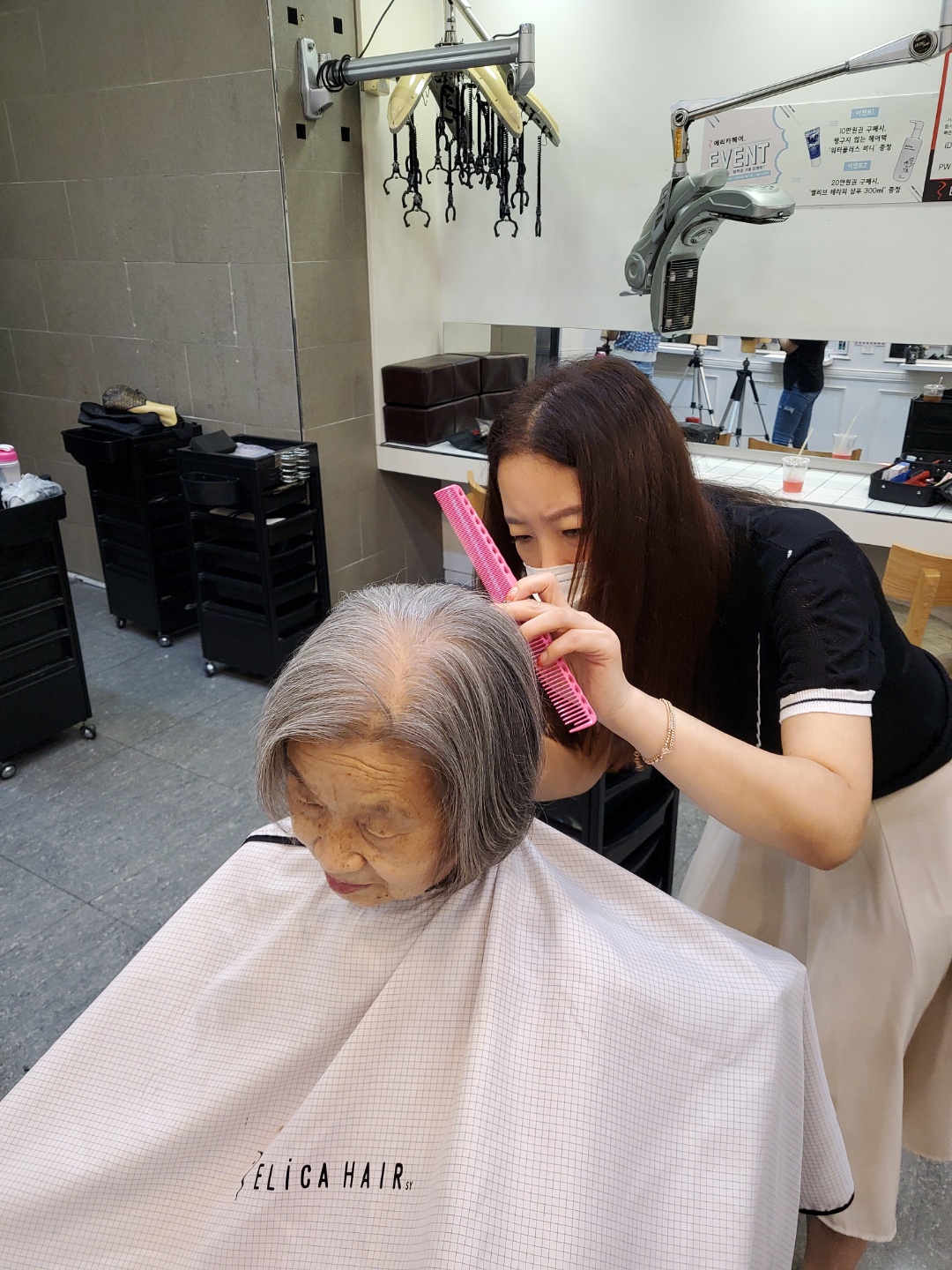 1889417451_E2vzuONV_8e60037245ab9e1a9262612335aa83fb859cd77e.jpg 이미지크게보기