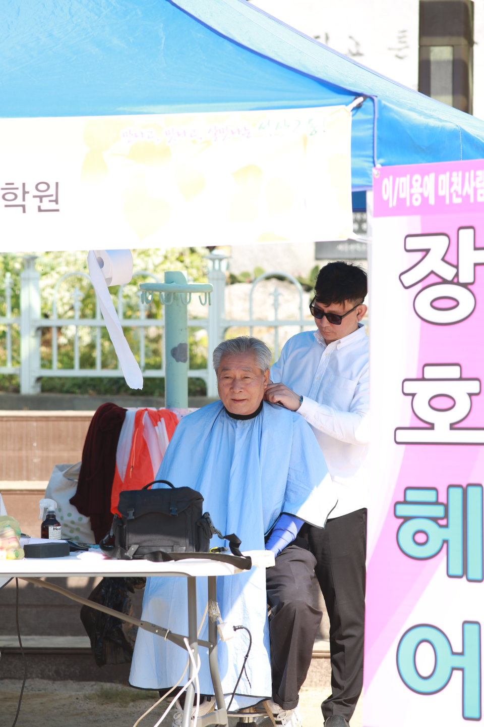 3554184928_TeHLYCaw_4ab183851661fff1efdb3043896dad3f949bd4ca.png 이미지크게보기