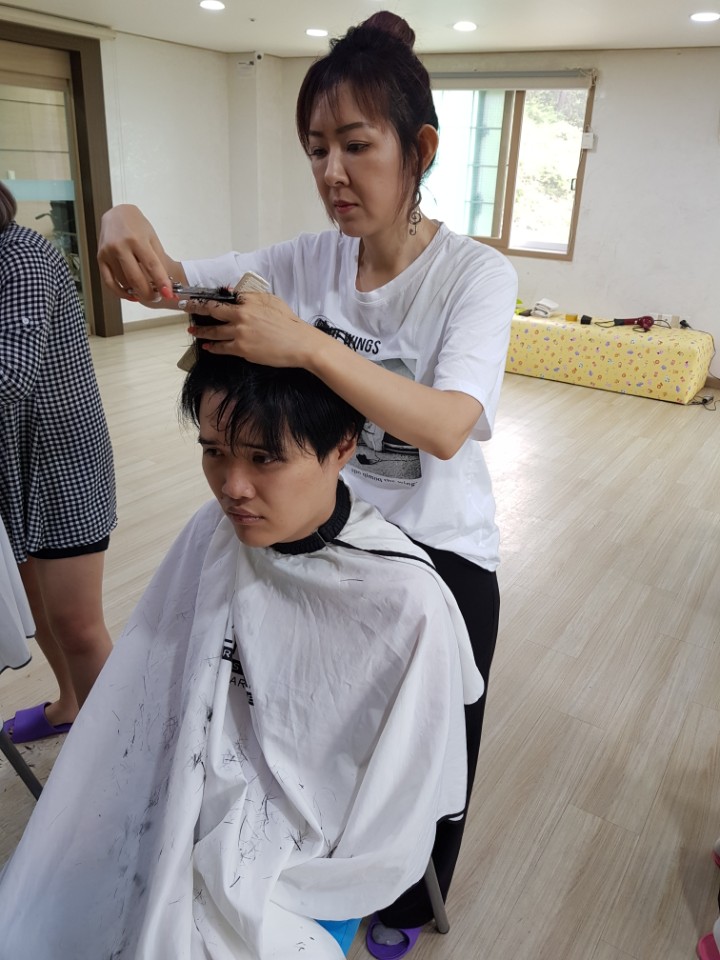 3554184928_bBNe0Vdu_ab41bfc4d88986f5f38bea9c6b758573aeb07e5f.jpg 이미지크게보기