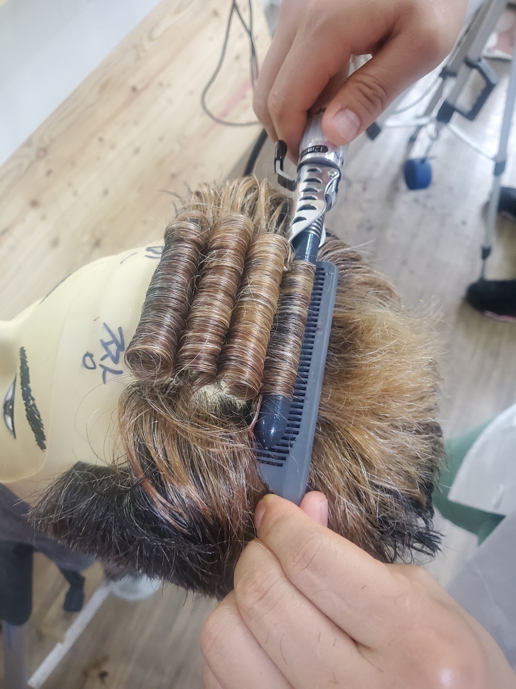 /user/b/barbershop/editor/2408/4358a5ca2215e223698b69c1c1dff446_1723201431_1613.JPG 이미지크게보기