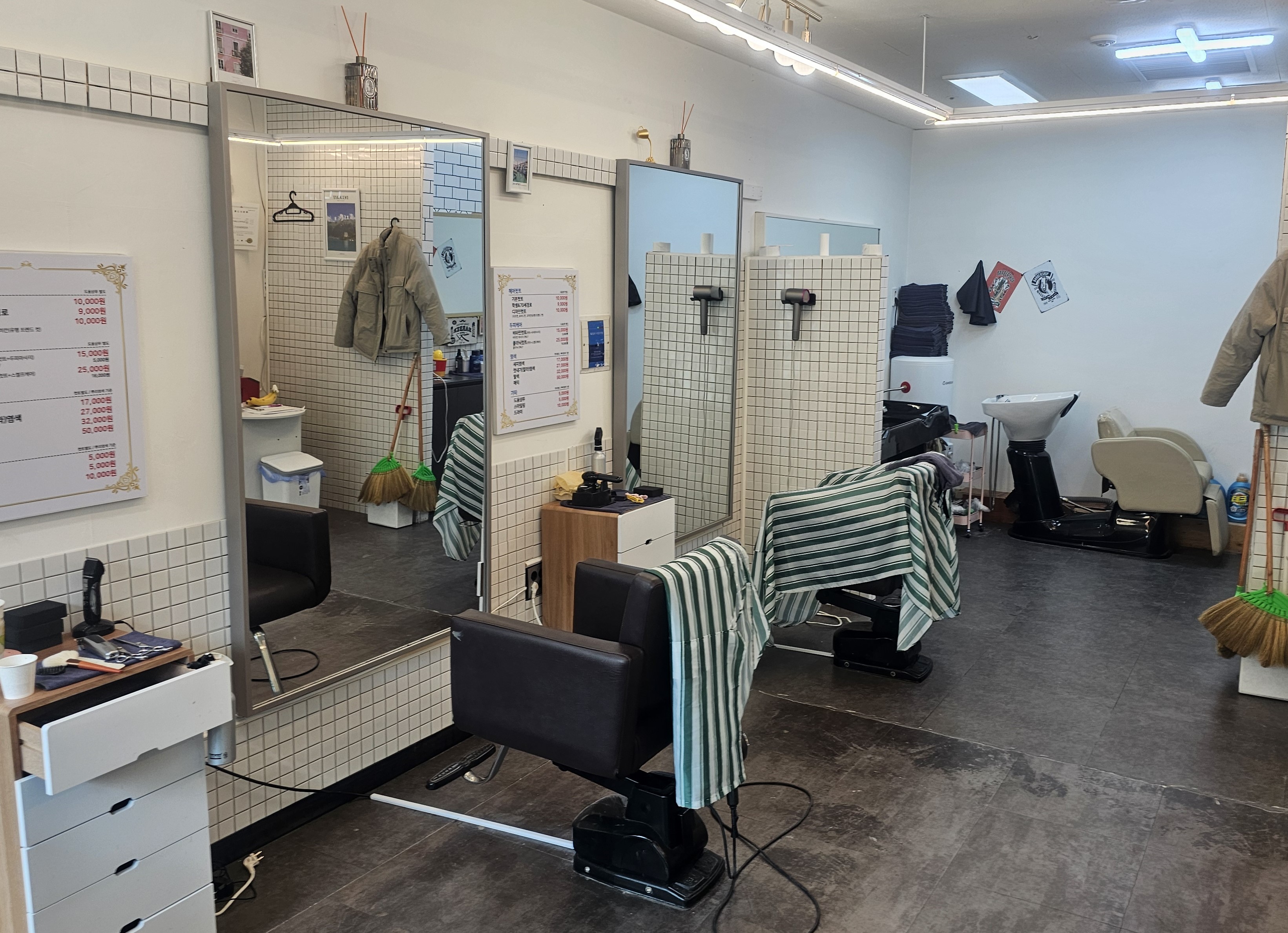 /user/b/barbershop/editor/2603/3bc1ac9dd3d2ae59ac27c77ce95b5dbd_1774875806_8884.jpg 이미지크게보기