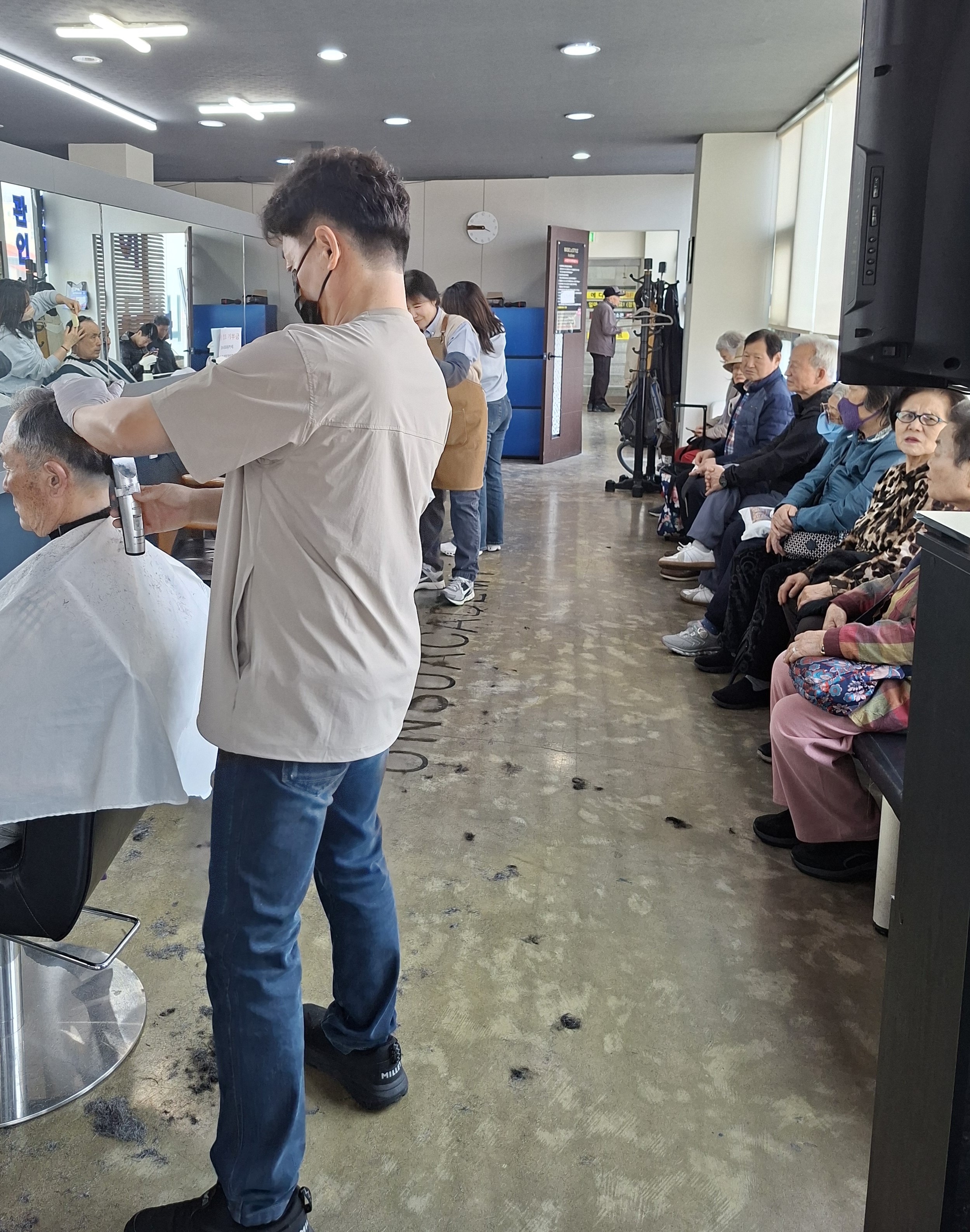 /user/b/barbershop/editor/2603/3bc1ac9dd3d2ae59ac27c77ce95b5dbd_1774876206_9112.jpg 이미지크게보기