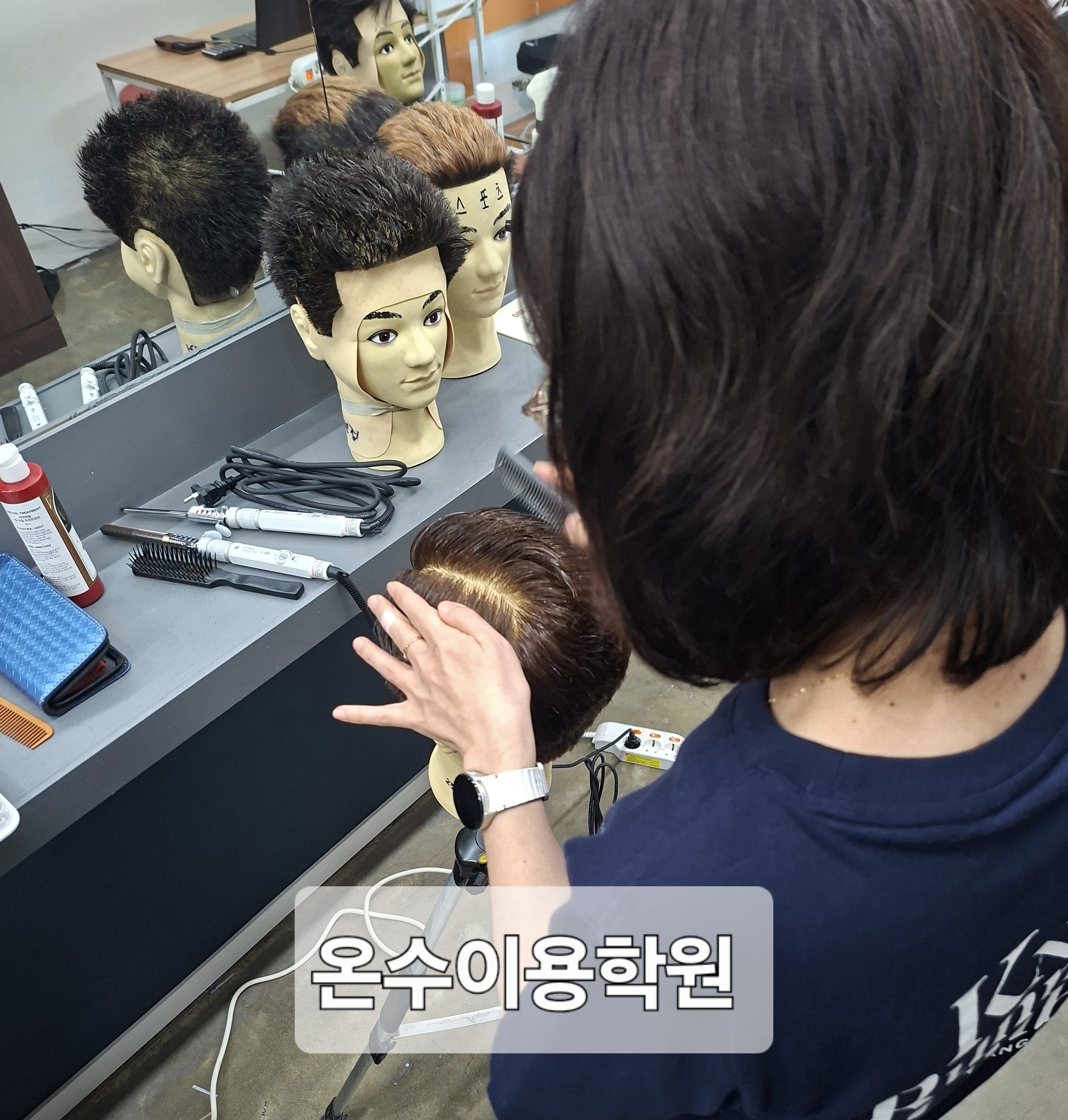 /user/b/barbershop/editor/2604/9613822714c10e947ec81e9403ef7e83_1777127200_6102.jpg 이미지크게보기