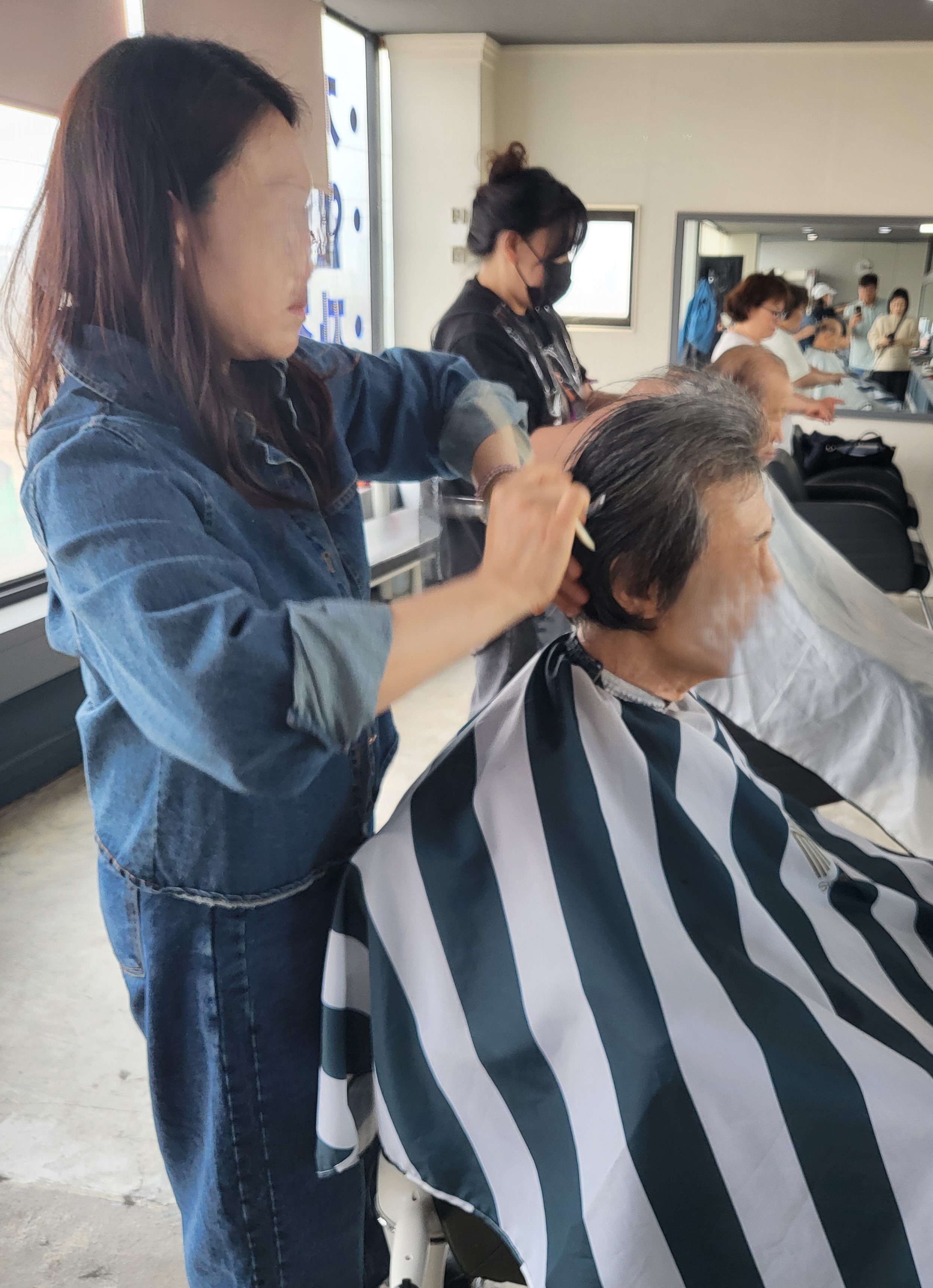 /user/b/barbershop/editor/2604/f96e8b629f3eeb83d34422ca2597df32_1775141426_8497.jpg 이미지크게보기